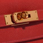 Pre-owned Hermès bag Kelly 32 Epsom Rouge Casaque Red Closing System | Sell your designer bag on Saclab.com