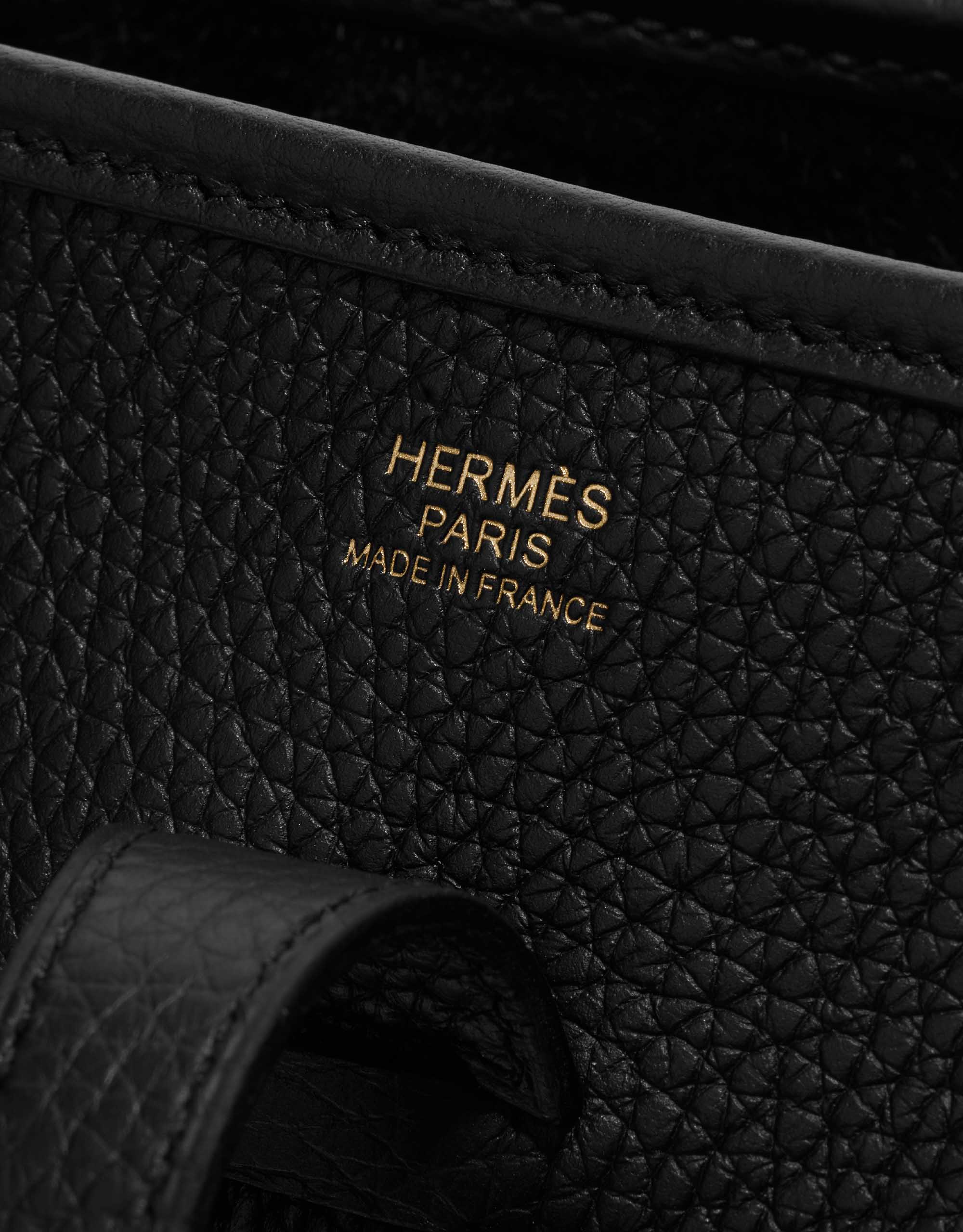 Pre-owned Hermès bag Evelyne 29 Taurillon Clemence Black Black Logo | Sell your designer bag on Saclab.com