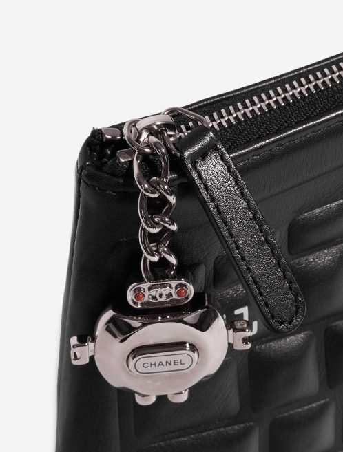 Pre-owned Chanel bag Keyboard Clutch Calf Black Black Closing System | Sell your designer bag on Saclab.com