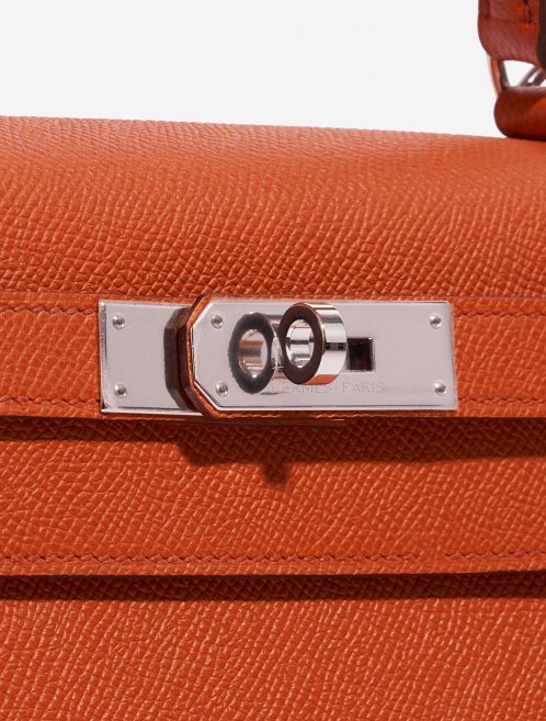 Pre-owned Hermès bag Kelly 28 Epsom Terre Battue Orange Closing System | Sell your designer bag on Saclab.com