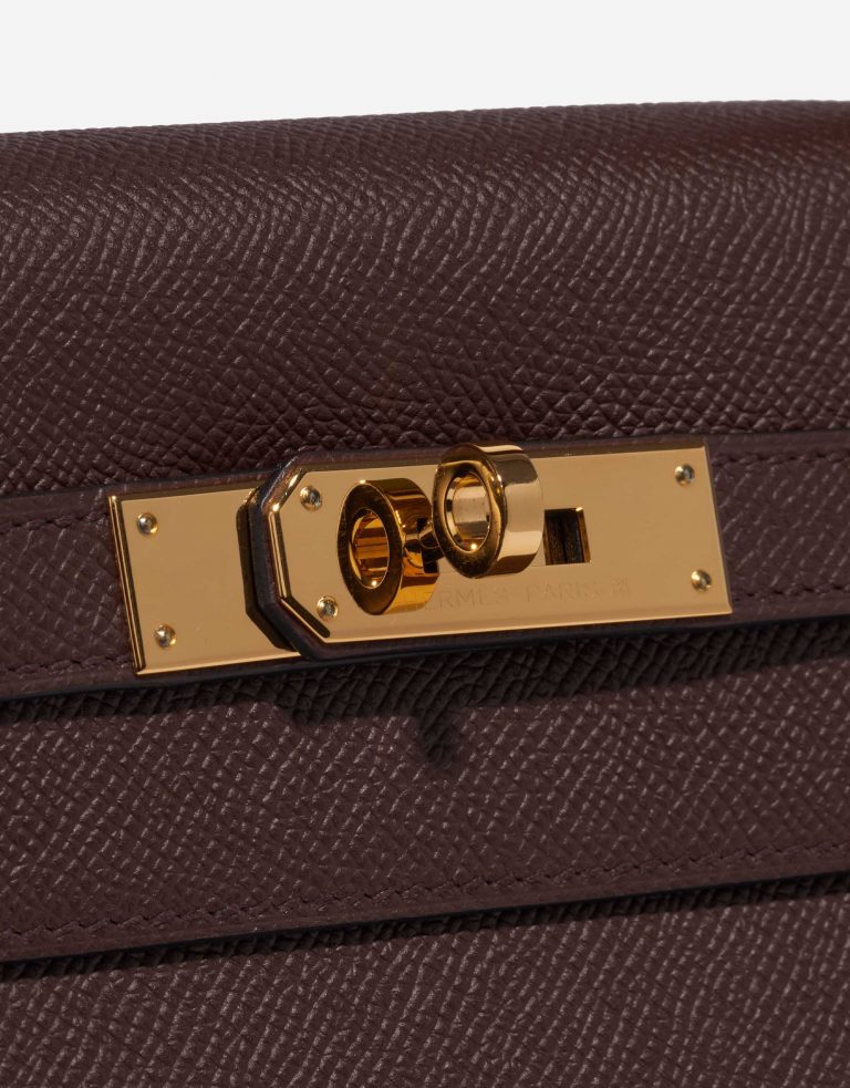 Pre-owned Hermès bag Kelly 32 Epsom Bordeaux Brown, Violet Closing System | Sell your designer bag on Saclab.com