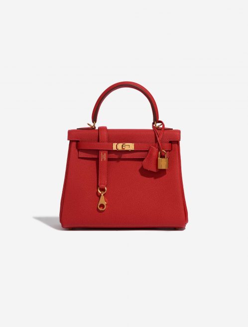Pre-owned Hermès bag Kelly 25 Togo Rouge Casaque Red Front | Sell your designer bag on Saclab.com