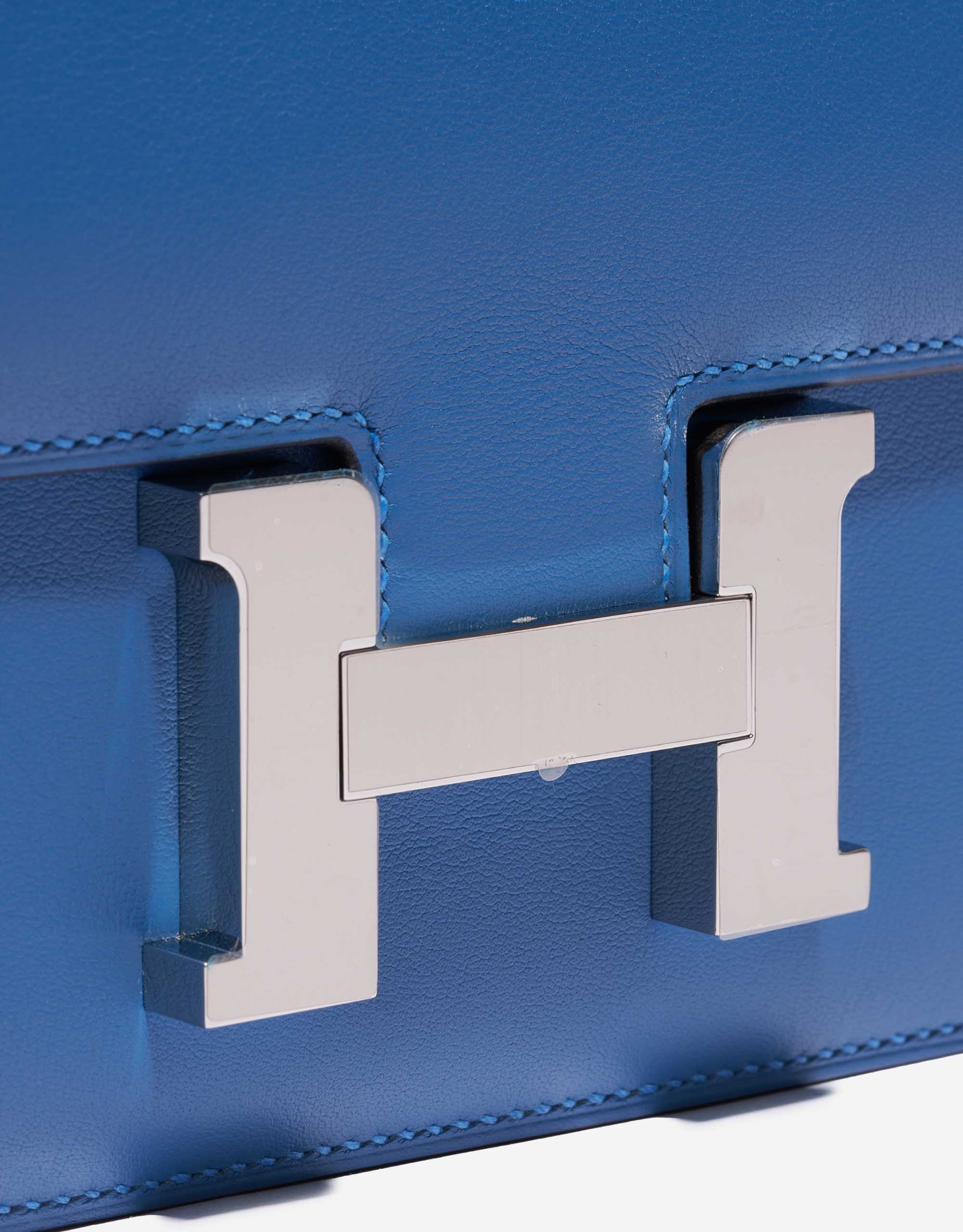 Gebrauchte Hermès Tasche Constance 18 Swift Blau Mykonos / Blau Encre Blau Schließsystem | Verkaufen Sie Ihre Designer-Tasche auf Saclab.com