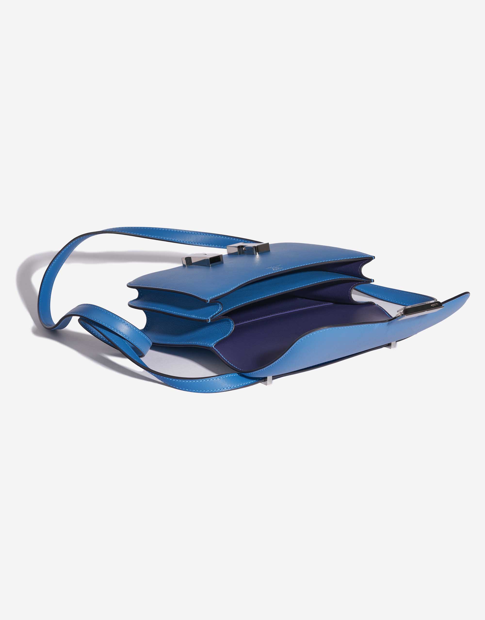 Pre-owned Hermès bag Constance 18 Swift Blue Mykonos / Blue Encre Blue Inside | Sell your designer bag on Saclab.com
