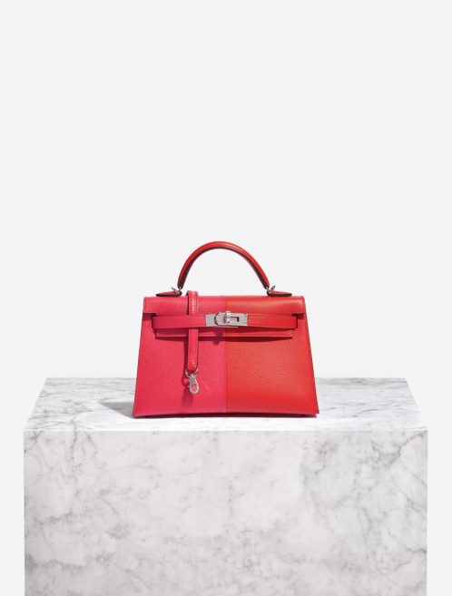 Pre-owned Hermès bag Kelly Mini Epsom Rose Extreme / Rouge de Coeur / Blue Zanzibar Red, Rose | Sell your designer bag on Saclab.com