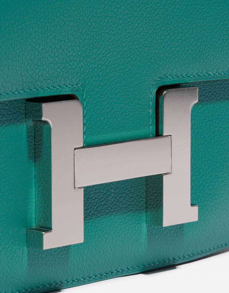 Pre-owned Hermès bag Constance 24 Evercolor Vert Verone Green Front | Sell your designer bag on Saclab.com