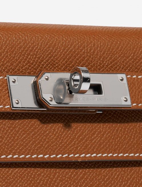 Gebrauchte Hermès Tasche Kelly 28 Epsom Gold Braun Verschluss-System | Verkaufen Sie Ihre Designer-Tasche auf Saclab.com