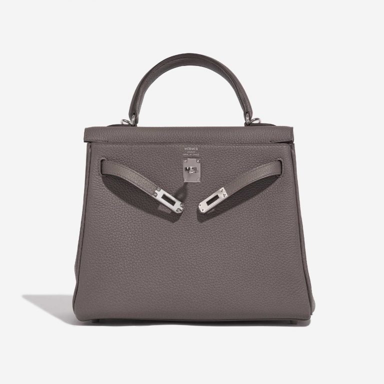 Pre-owned Hermès bag Kelly 25 Togo Etain Grey Front Open | Sell your designer bag on Saclab.com