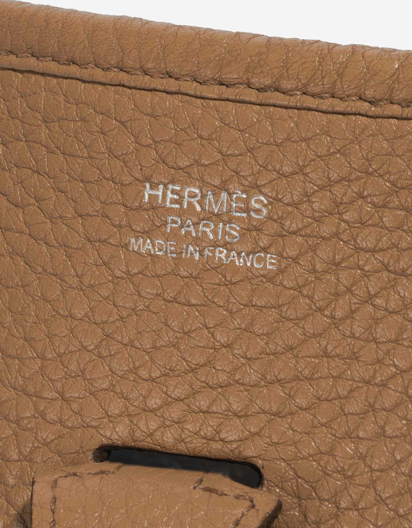 Pre-owned Hermès bag Evelyne 29 Clemence Tabac Camel Brown Logo | Sell your designer bag on Saclab.com