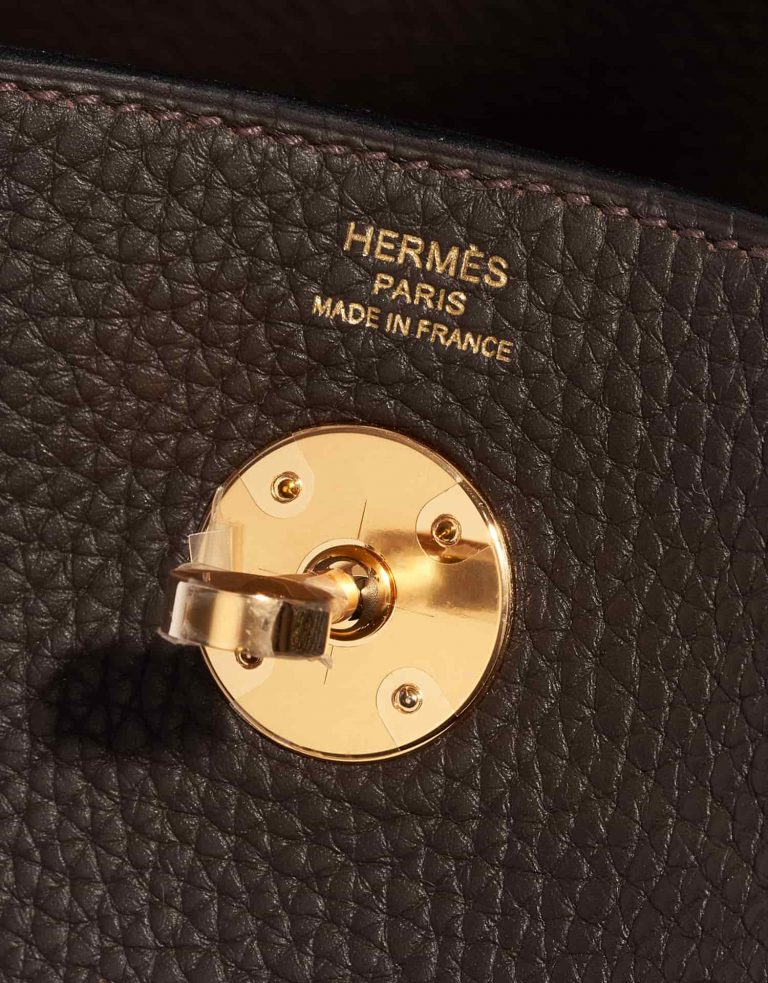 Pre-owned Hermès bag Lindy 26 Clemence Chocolat Brown Logo | Sell your designer bag on Saclab.com