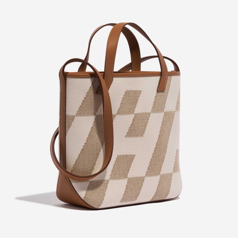 Sac Hermès Cabas H en Biais 27 Toile H / Swift Ecru / Nature / Gold Beige, Brown, White Side Front | Vendez votre sac de créateur sur Saclab.com