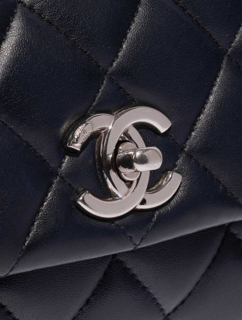Pre-owned Chanel bag Timeless Small Flap Bag Lambskin Dark Blue Dark blue Closing System | Sell your designer bag on Saclab.com