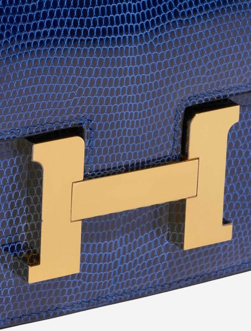 Pre-owned Hermès bag Constance 18 Salvator Lizard Blue Sapphire Blue Closing System | Sell your designer bag on Saclab.com