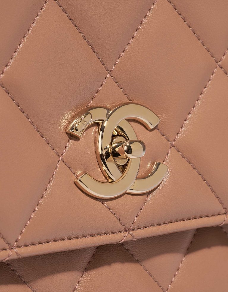 Pre-owned Chanel bag Timeless Handle Large Lamb Beige Beige Front | Sell your designer bag on Saclab.com