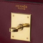 Pre-owned Hermès bag Kelly 28 Box Rouge H Red Logo | Sell your designer bag on Saclab.com