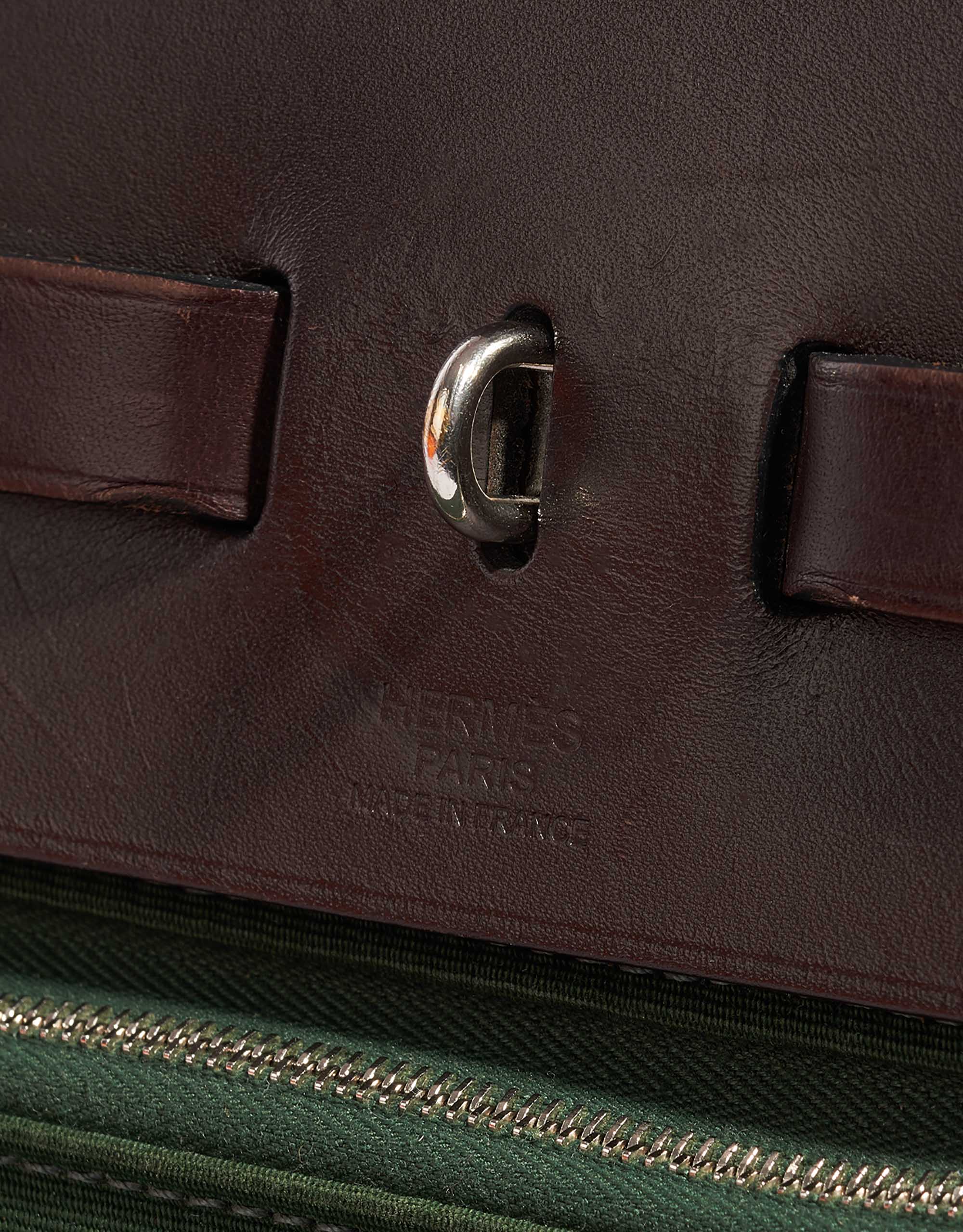 Pre-owned Hermès bag Herbag 39 Toile / Vache Hunter Vert Anglais / Ebene Brown, Green Logo | Sell your designer bag on Saclab.com