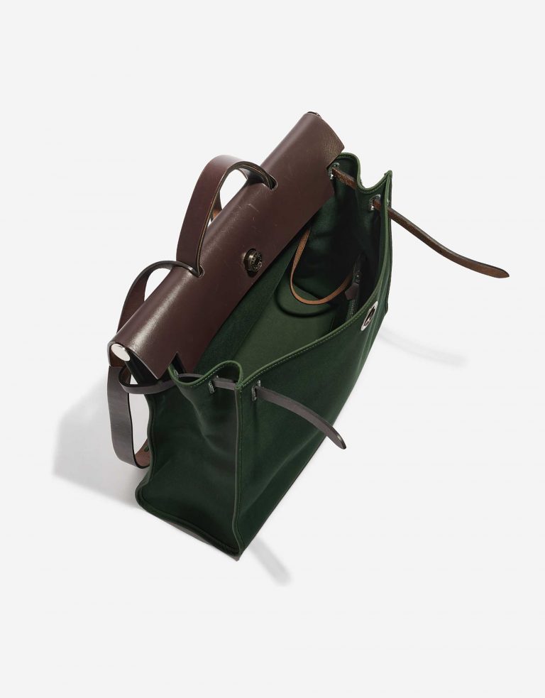 Sac Hermès d'occasion Herbag 39 Toile / Vache Hunter Vert Anglais / Ebene Brown, Green Inside | Vendez votre sac de créateur sur Saclab.com