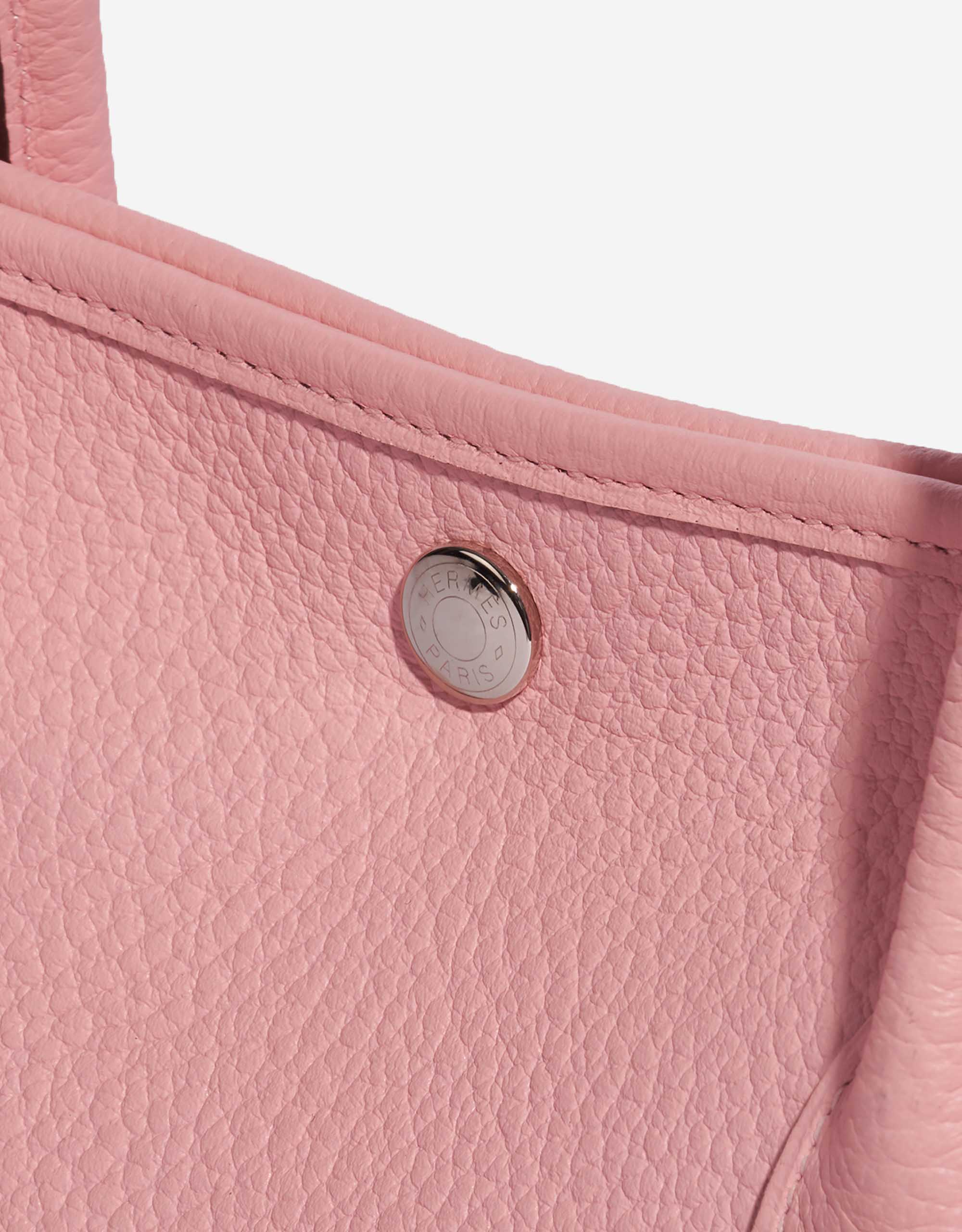 Pre-owned Hermès bag Garden Party 36 Clemence Rose Sakura Pink Closing System | Sell your designer bag on Saclab.com