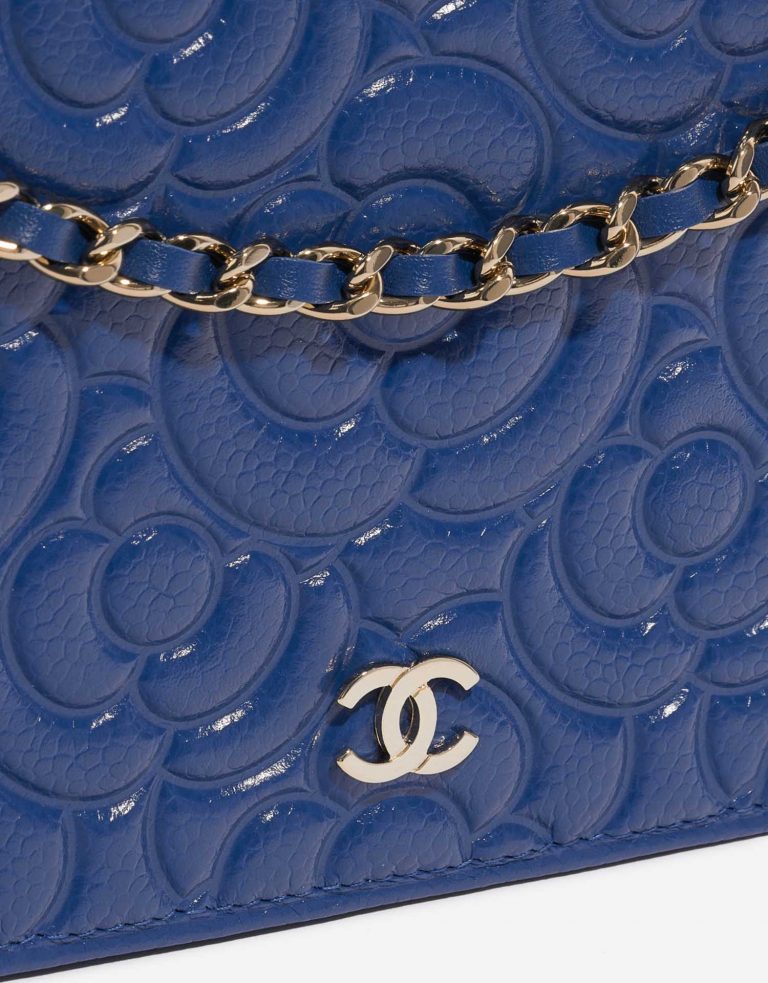 Pre-owned Chanel bag WOC Camellia Lamb Blue Blue Front | Sell your designer bag on Saclab.com