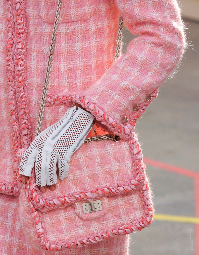Chanel 2.55 Sac à main en tweed rose