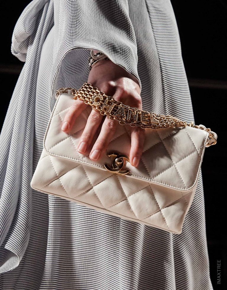 Chanel Classic Flap Bag with Chain