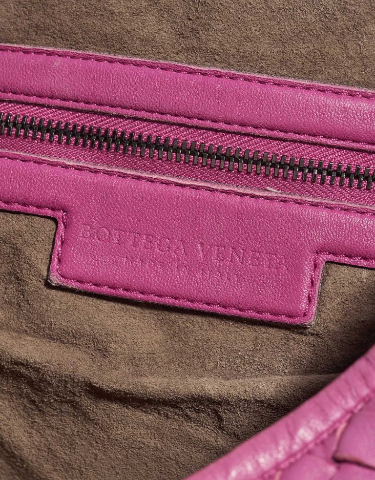 Gebrauchte Bottega Veneta Tasche Hobo Large Lammleder Fuchsia Pink Front | Verkaufen Sie Ihre Designer-Tasche auf Saclab.com