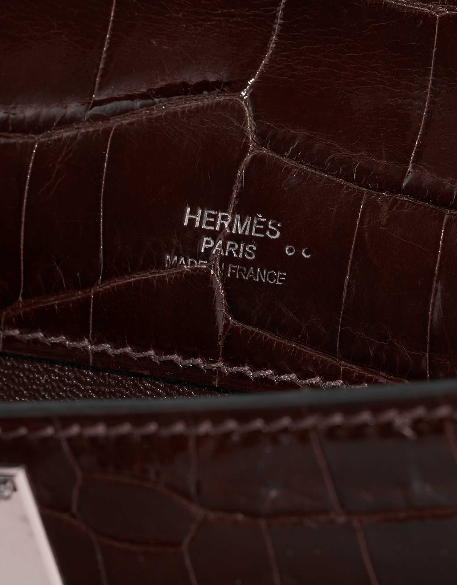 Sac Hermès d'occasion Kelly Cut Clutch Niloticus Crocodile Chocolat Brown Logo | Vendez votre sac de créateur sur Saclab.com
