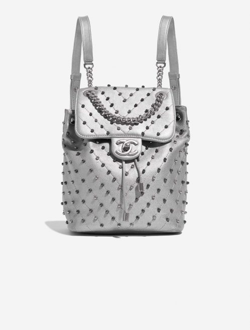 Pre-owned Chanel Tasche Timeless Rucksack Kalbsleder Silber Silber Front | Verkaufen Sie Ihre Designer-Tasche auf Saclab.com