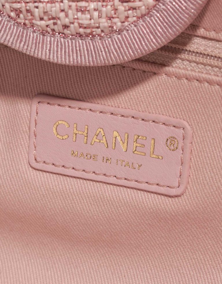 Gebrauchte Chanel Tasche Deauville Medium Tweed Pink Pink Logo | Verkaufen Sie Ihre Designer-Tasche auf Saclab.com