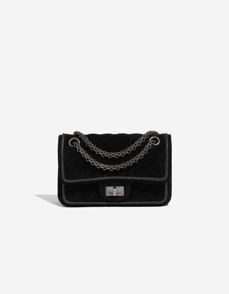 Pre-owned Chanel Tasche 2.55 Reissue Velvet Black Black Front | Verkaufen Sie Ihre Designer-Tasche auf Saclab.com
