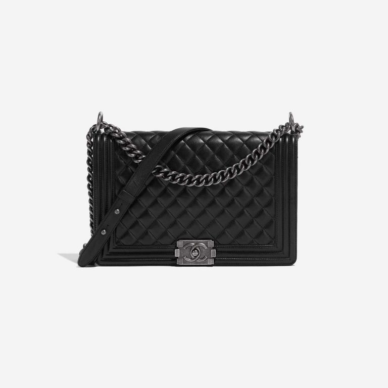 Pre-owned Chanel bag Boy New Medium Lamb Black Black Front | Sell your designer bag on Saclab.com