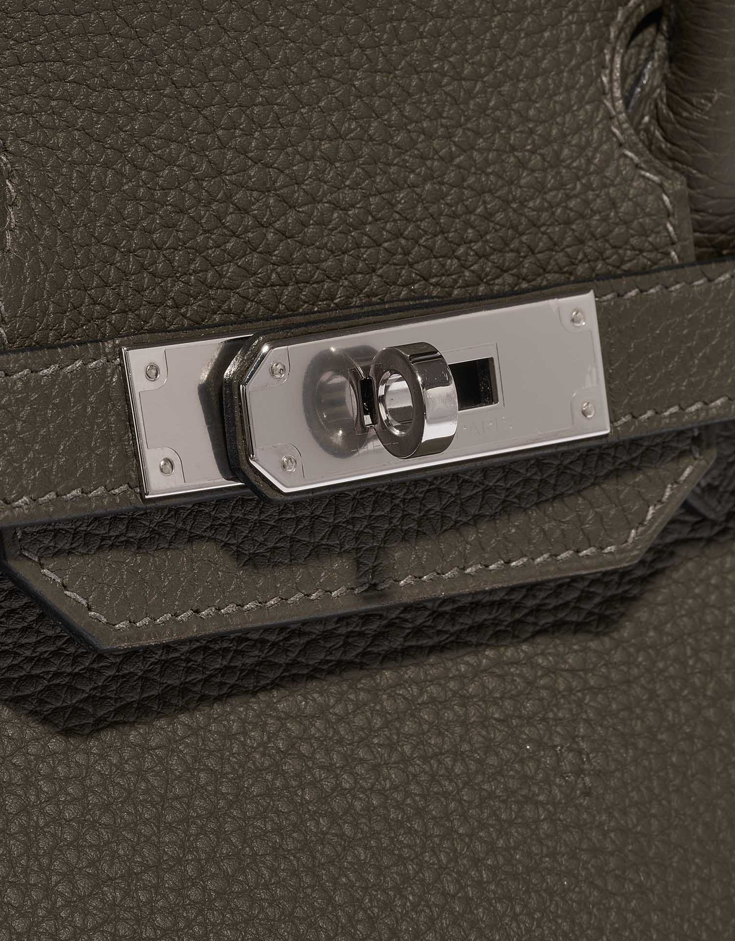 Pre-owned Hermès bag Hermes Birkin 30 Togo Vert Maquis Green Closing System | Sell your designer bag on Saclab.com