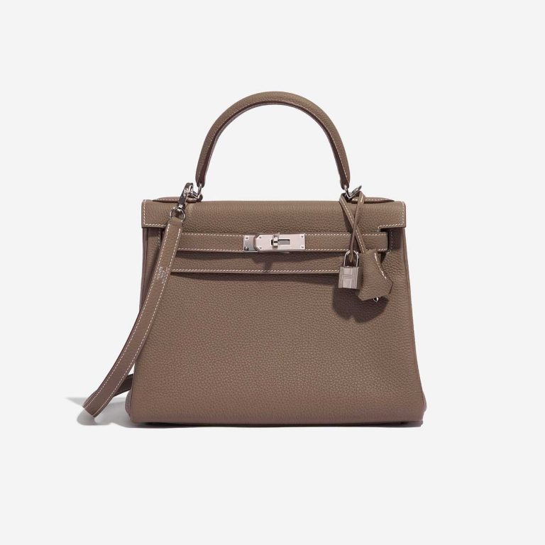 Pre-owned Hermès bag Kelly 28 Togo Etoupe Brown Front | Sell your designer bag on Saclab.com