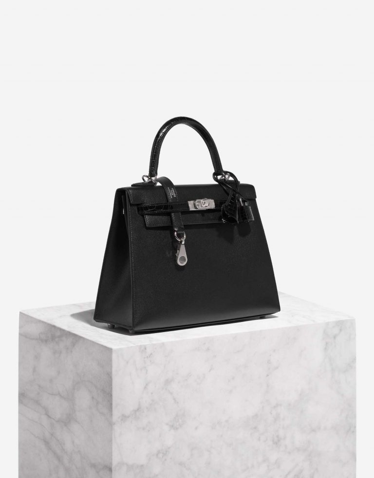 Pre-owned Hermès bag Kelly Touch 25 Veau Madame / Niloticus Crocodile Black Black Side Front | Sell your designer bag on Saclab.com