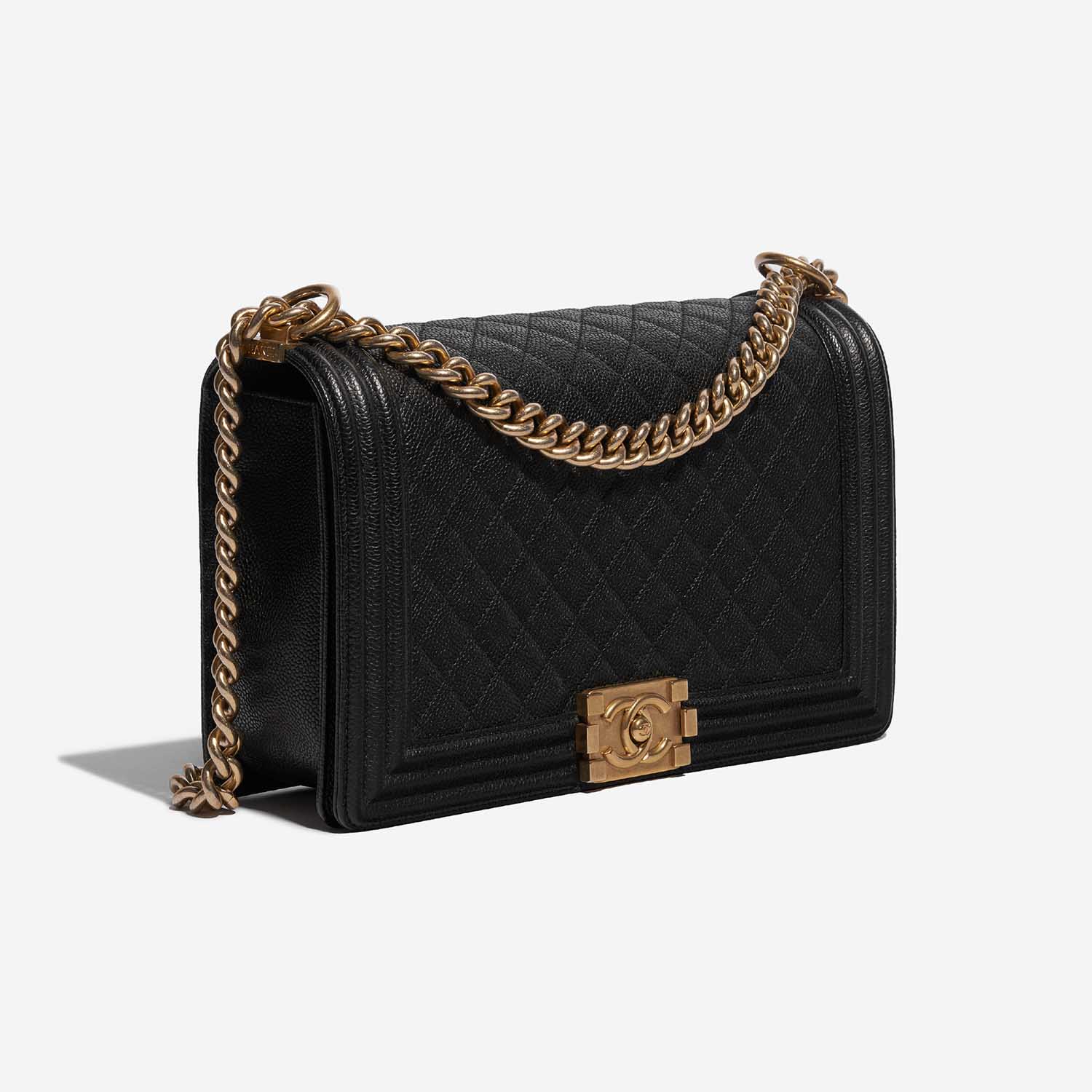 Pre-owned Chanel bag Boy Old Medium Caviar Black Black Side Front | Sell your designer bag on Saclab.com