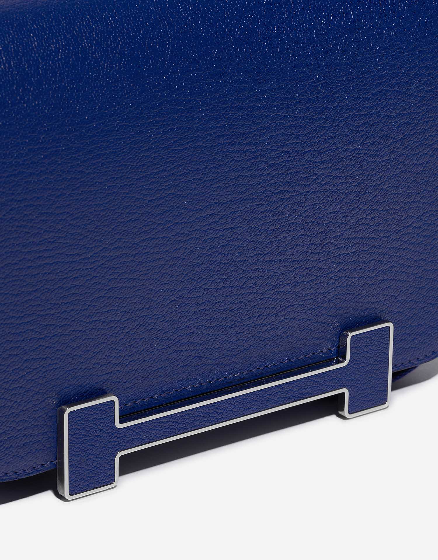 Gebrauchte Hermès Tasche Geta 21 Chevre Mysore Blue Electrique Blue Schließsystem | Verkaufen Sie Ihre Designer-Tasche auf Saclab.com