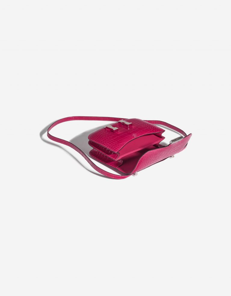 Pre-owned Hermès bag Constance 18 Alligator Framboise Pink Inside | Sell your designer bag on Saclab.com