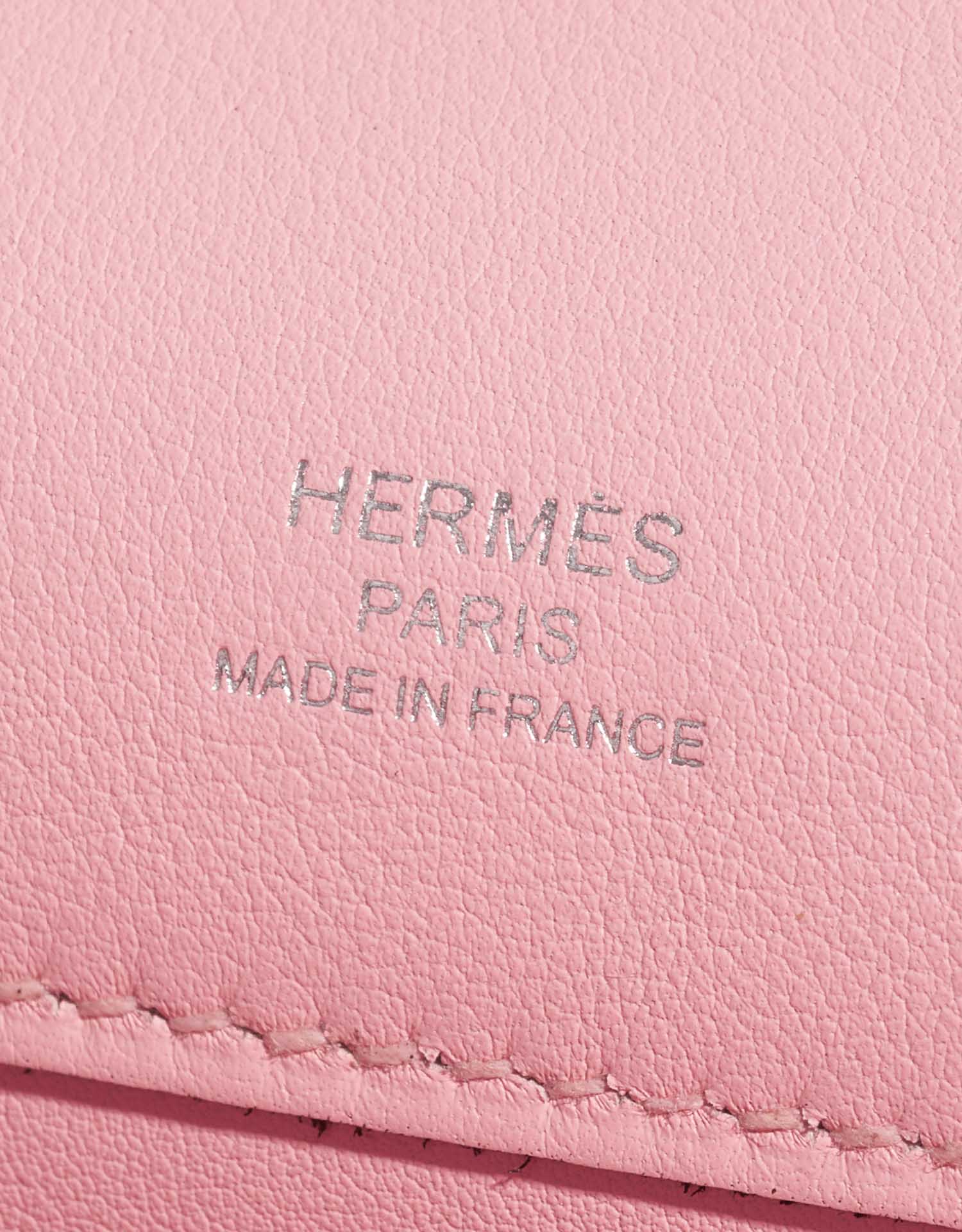 Pre-owned Hermès bag Kelly Cut Clutch Swift Rose Sakura Rose Logo | Sell your designer bag on Saclab.com