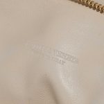 Pre-owned Bottega Veneta bag Twist Medium Lamb Chalk Beige Logo | Sell your designer bag on Saclab.com