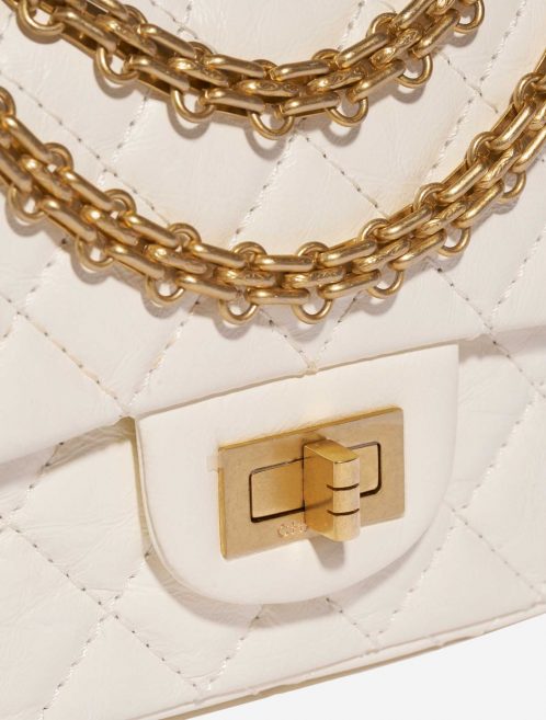 Pre-owned Chanel bag 2.55 Reissue Mini Aged Calfskin Ivory White Closing System | Sell your designer bag on Saclab.com