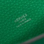 Pre-owned Hermès bag Picotin 22 Taurillon Clemence Bambou / Vert Bosphore Green Logo | Sell your designer bag on Saclab.com