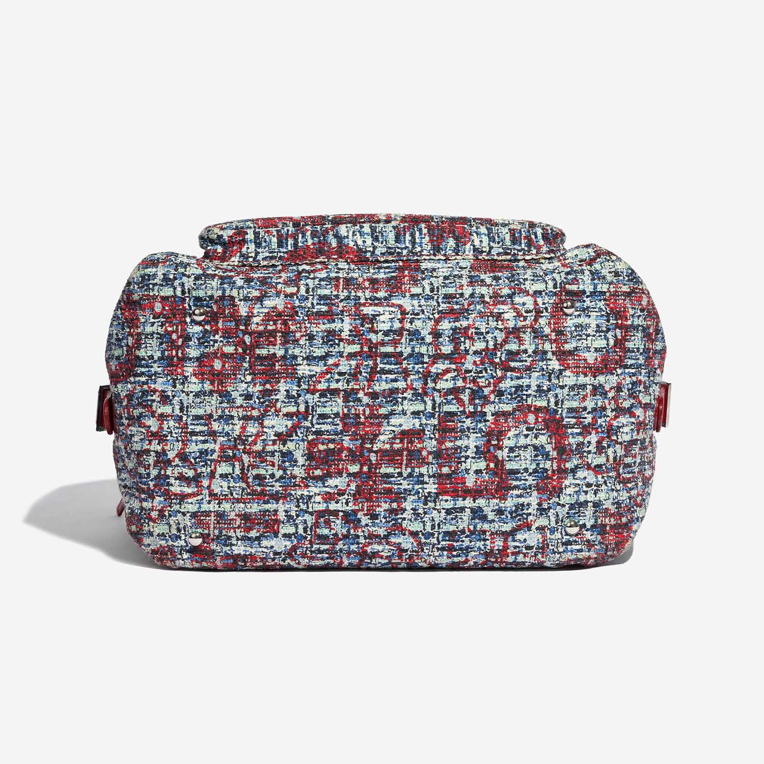 Pre-owned Chanel bag Duffle Bag Tweed Mixed Multicolour Bottom | Verkaufen Sie Ihre Designer-Tasche auf Saclab.com