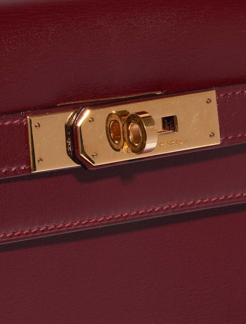 Gebrauchte Hermès Tasche Kelly 28 Box Rouge H Rot Verschluss-System | Verkaufen Sie Ihre Designer-Tasche auf Saclab.com