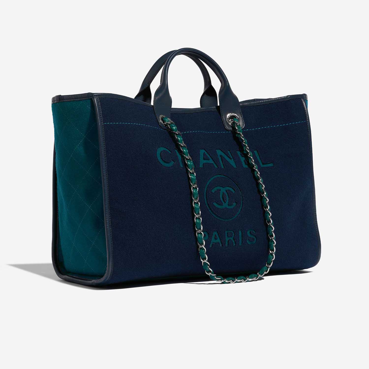 Pre-owned Chanel bag Deauville Large Wool Blue / Turquoise Blue Side Front | Sell your designer bag on Saclab.com