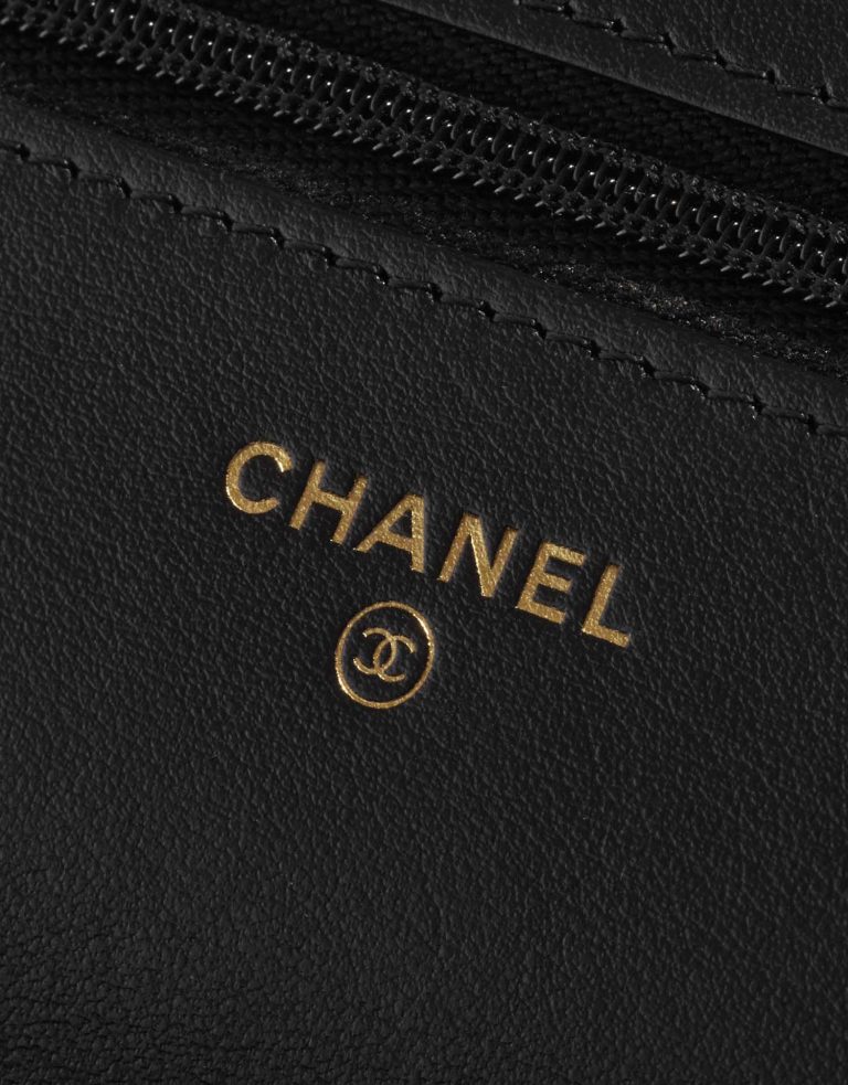 Pre-owned Chanel Tasche Timeless WOC Tweed Schwarz / Weiß Schwarz, Weißes Logo | Verkaufen Sie Ihre Designer-Tasche auf Saclab.com