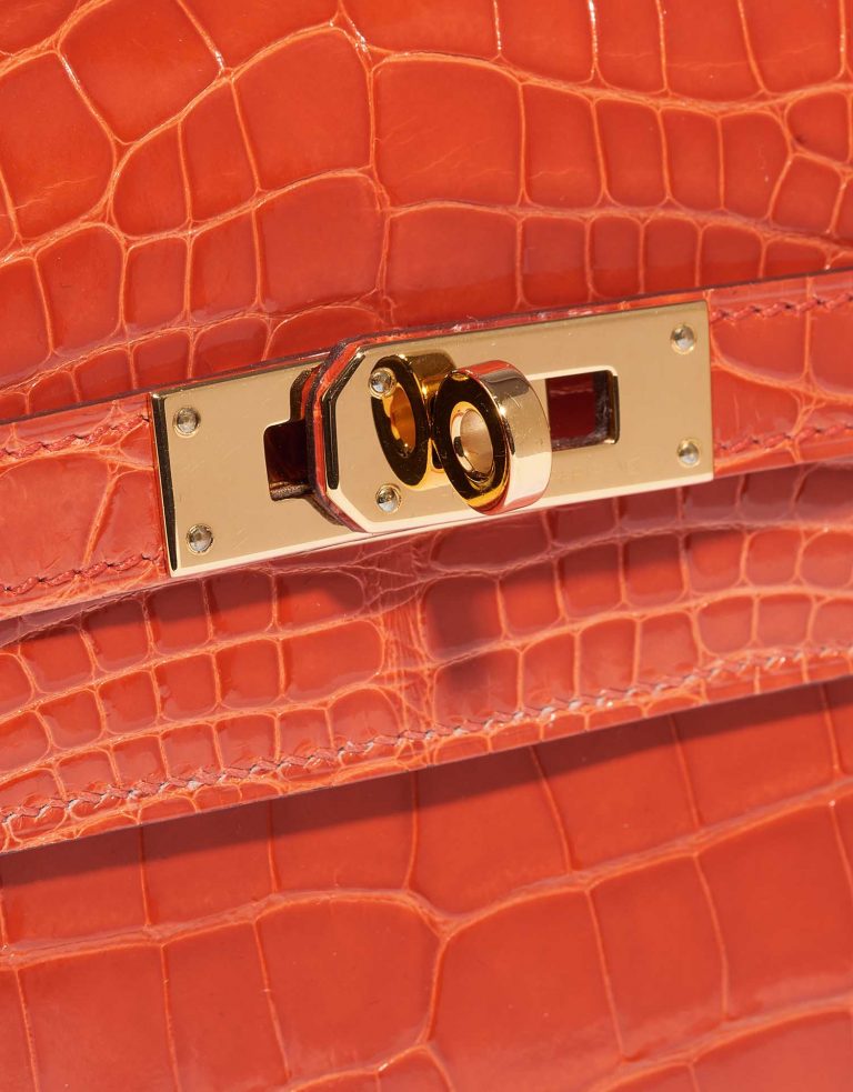 Pre-owned Hermès bag Kelly Long Wallet Alligator Orange Poppy Orange Front | Sell your designer bag on Saclab.com