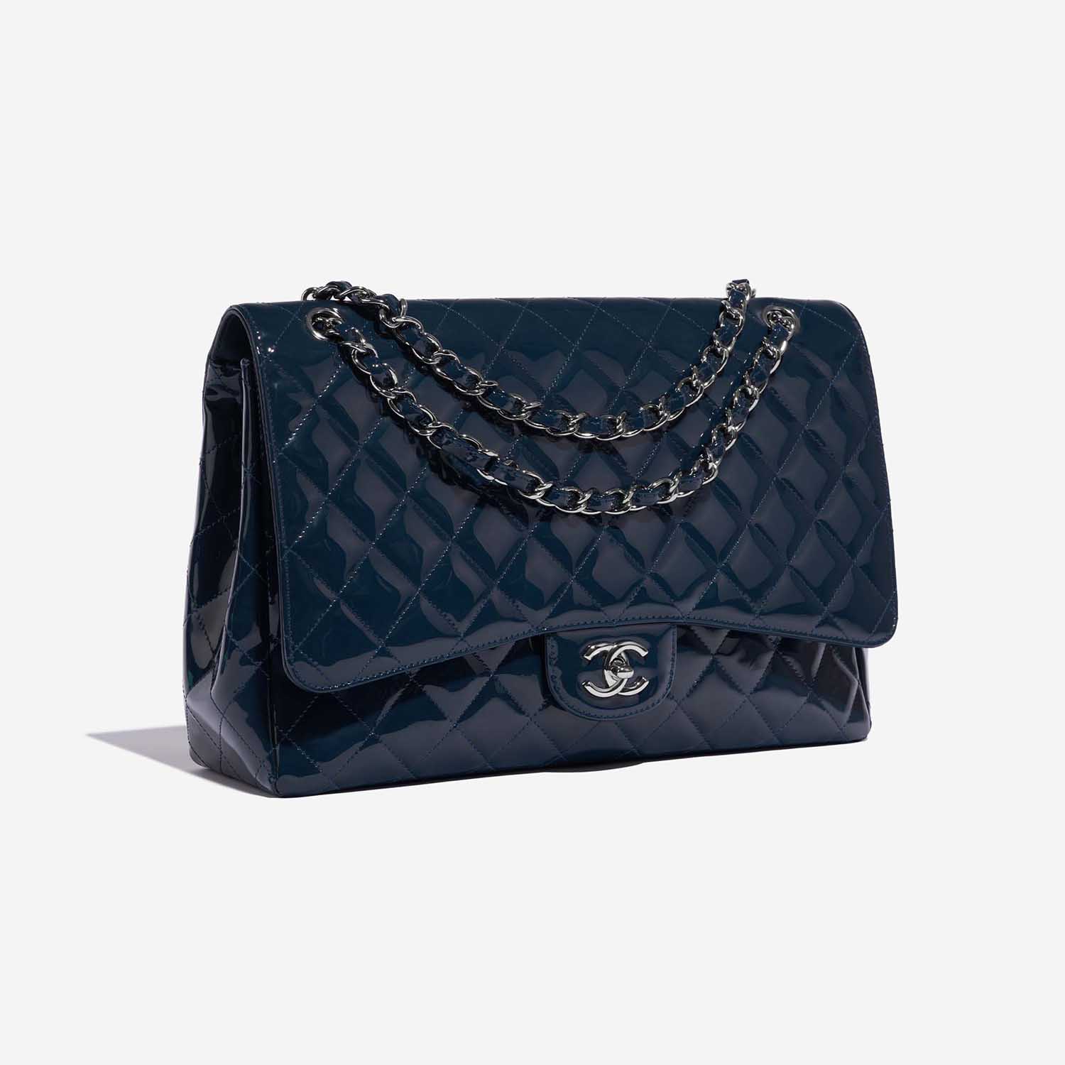 Sac Chanel d'occasion Classique Maxi Cuir Patenté Bleu Marine Side Front | Vendez votre sac de créateur sur Saclab.com
