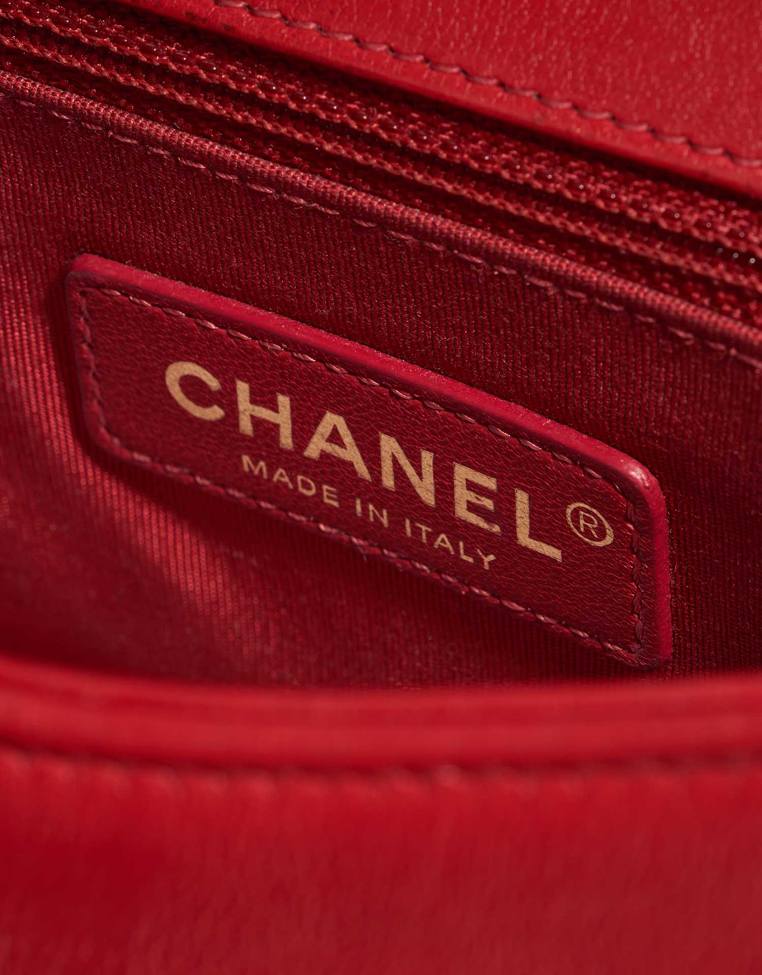 Pre-owned Chanel Tasche Flap Bag Handle Lammleder Rot Rotes Logo | Verkaufen Sie Ihre Designer-Tasche auf Saclab.com