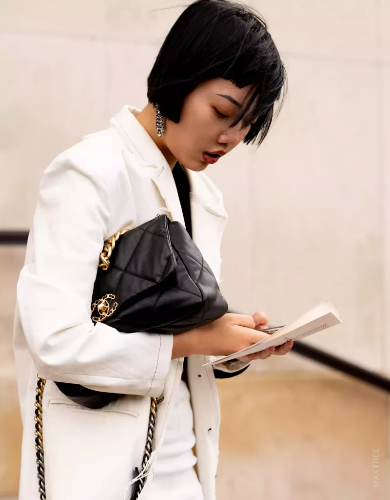 Chanel 19 Bag: How The Vogue Editors Are Styling Chanel's New Bag