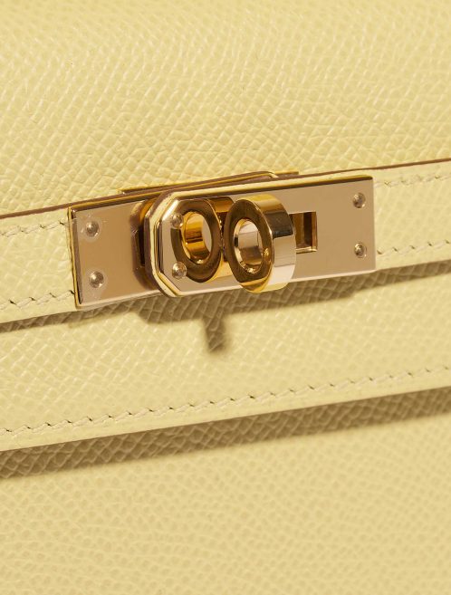Gebrauchte Hermès Tasche Kelly 25 Epsom Jaune Poussin Gelb Verschluss-System | Verkaufen Sie Ihre Designer-Tasche auf Saclab.com
